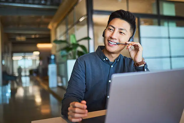 Support engineers monitoring network operations